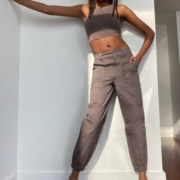 TNA New Cedar Pant in Stone Taupe - Picture 1 of 10